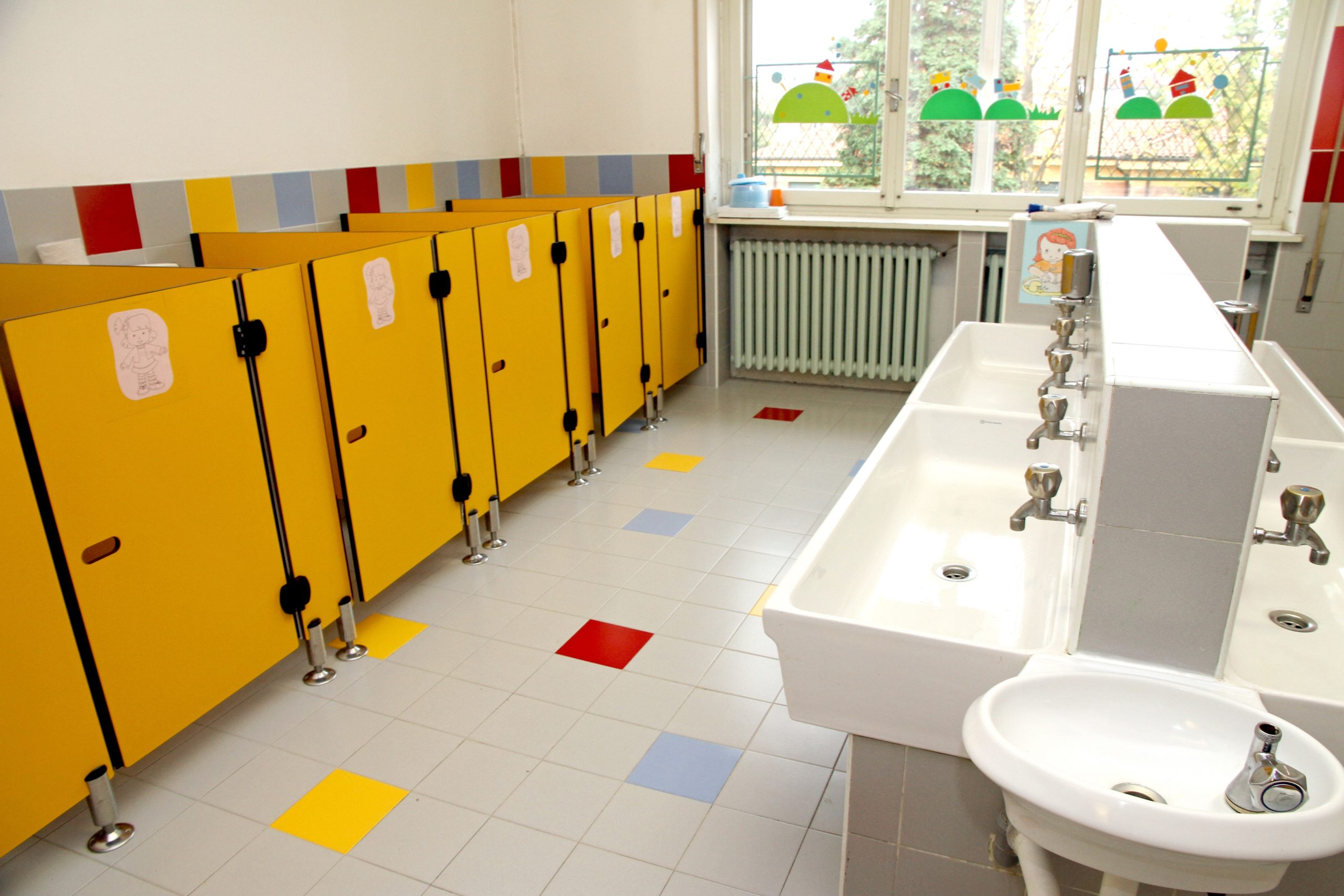 cabinas sanitarias para colegios